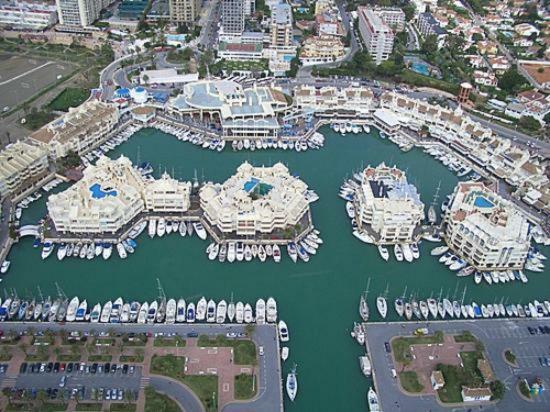 Apartamento Marina Beach เบนัลมาเดนา ภายนอก รูปภาพ